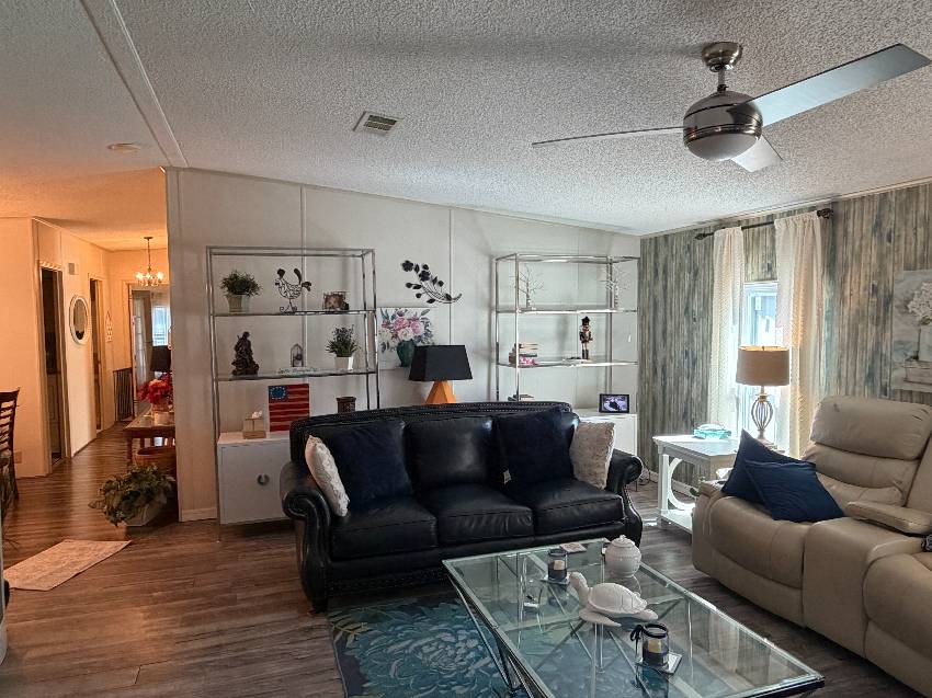 1029 Hook Lane a Winter Haven, FL Mobile or Manufactured Home for Sale
